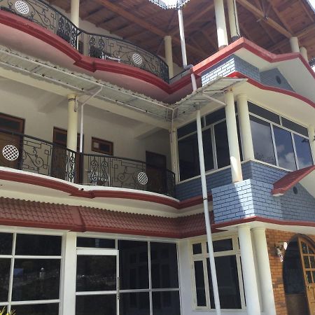 Sapphire Inn Bhimtal Ngoại thất bức ảnh