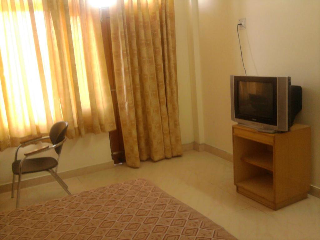 Sapphire Inn Bhimtal Ngoại thất bức ảnh
