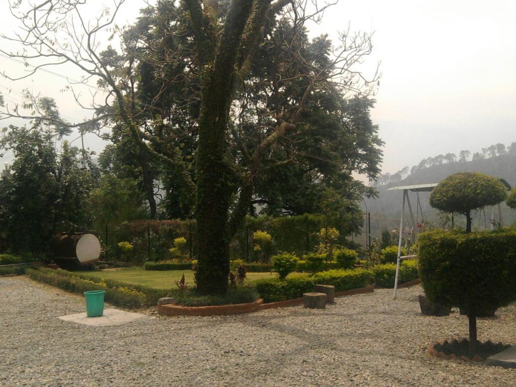 Sapphire Inn Bhimtal Ngoại thất bức ảnh