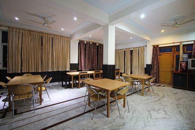 Sapphire Inn Bhimtal Ngoại thất bức ảnh