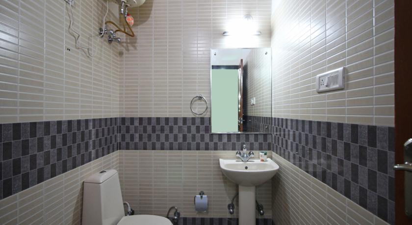 Sapphire Inn Bhimtal Ngoại thất bức ảnh